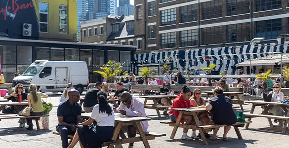 london-nightlife-for-the-curious-traveler-mid-content-5